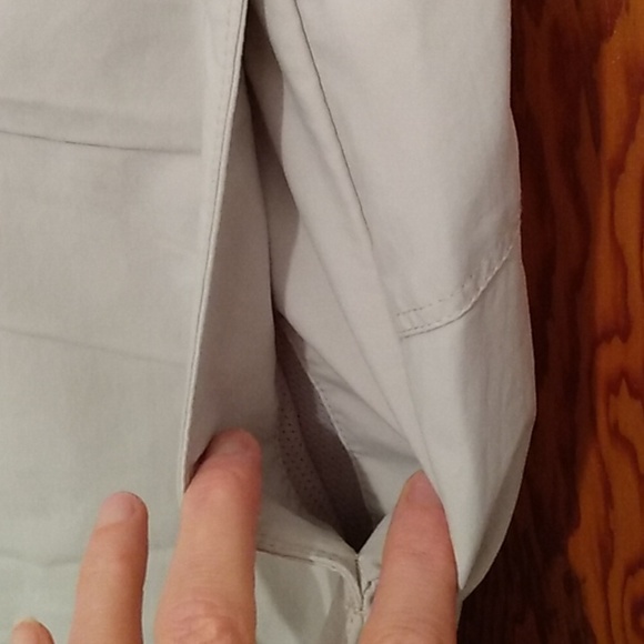 Columbia GRT Shorts Khaki Size 10 - Picture 3 of 8